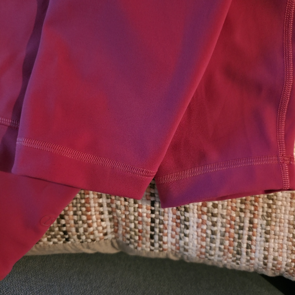 Lululemon Wunder Under SmoothCover HR Tight 25" In Raspberry Coulis -Size 8 - Picture 4 of 6